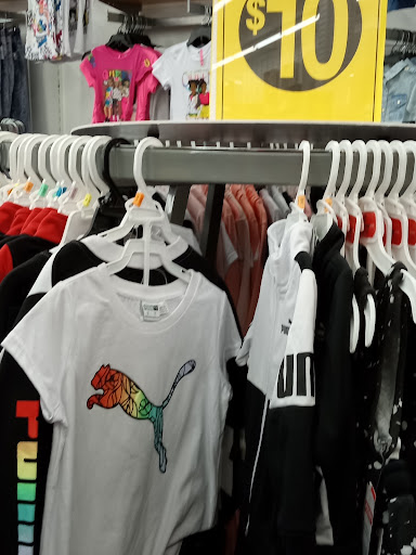 Used Book Store «A Novel Idea», reviews and photos, 2019 E Silver Springs Blvd, Ocala, FL 34470, USA