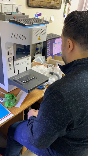 Electronics Repair Shop «Phone Fixers», reviews and photos, 33676 Ford Rd, Westland, MI 48185, USA