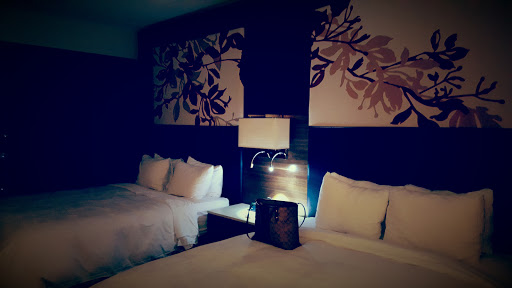 Hotel «JW Marriott Indianapolis», reviews and photos, 10 S West St, Indianapolis, IN 46204, USA