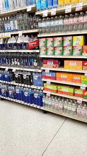 Supermarket «Hy-Vee», reviews and photos, 2453 N Court St, Ottumwa, IA 52501, USA