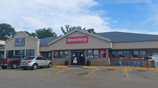 Speedway, 110 Opportunity Pkwy, Greenfield, IN 46140, USA, 