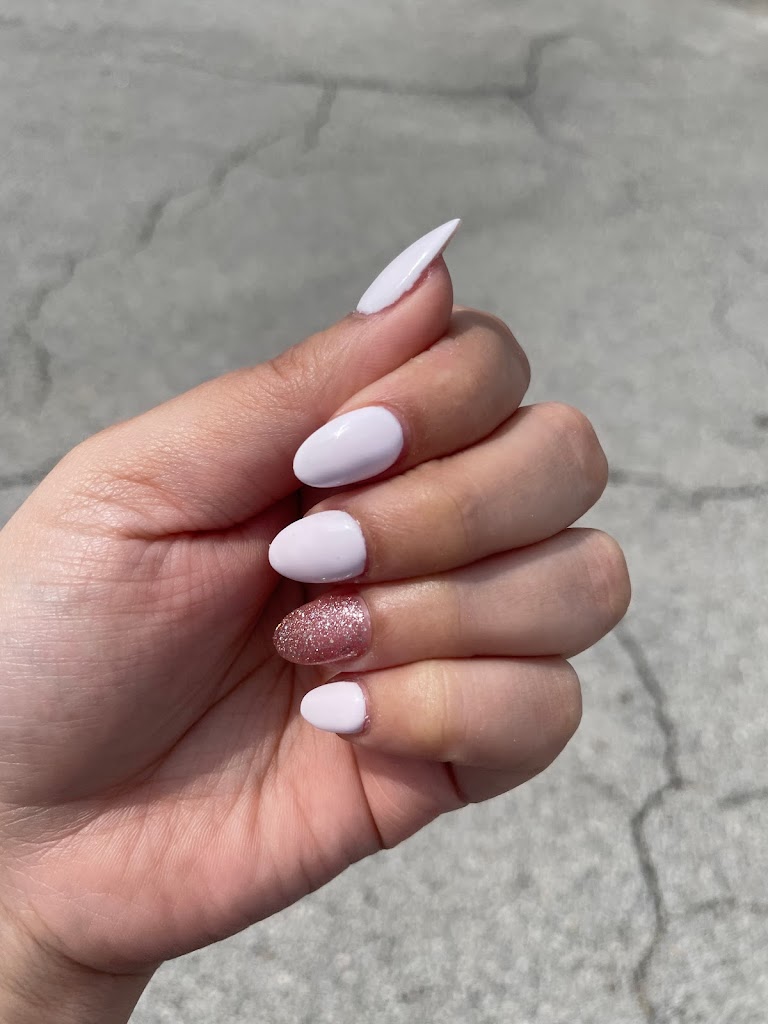 K T Nails II 77546