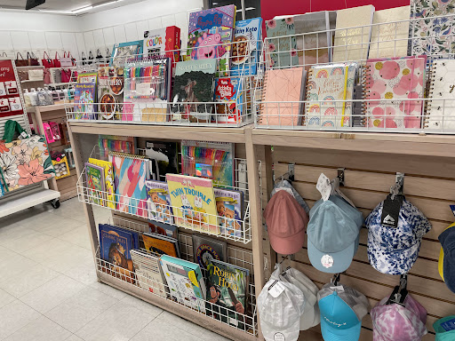 Department Store «Bealls Outlet», reviews and photos, 2710 Tamiami Trail E, Naples, FL 34112, USA