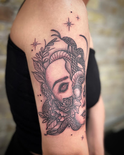 Explore sister tattoo ideas, creative tattoo ideas in Dillon, available at Lacuna Studios