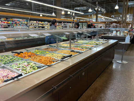 Grocery Store «Whole Foods Market», reviews and photos, 1555 W Lane Ave, Upper Arlington, OH 43221, USA