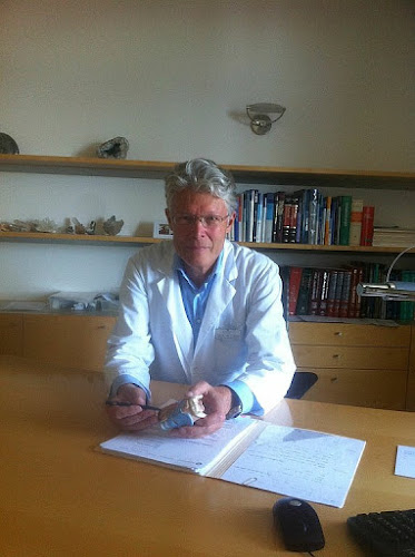 Rezensionen über Prof. Dr. med. Schmid Stephan in Zürich - Arzt