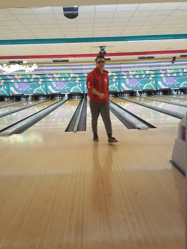 Bowling Alley «Streamwood Bowl», reviews and photos, 1232 E Irving Park Rd, Streamwood, IL 60107, USA