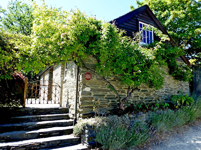 Reviews of Stone House Cottage in Arrowtown - Museum