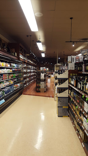 Grocery Store «Wynn’s Market», reviews and photos, 141 9th St N, Naples, FL 34102, USA