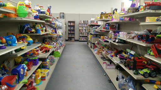 Thrift Store «Volunteers of America Thrift Store», reviews and photos, 1135 N Belsay Rd, Burton, MI 48509, USA
