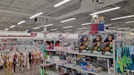 Clothing Store «Burlington Coat Factory», reviews and photos, 3333 N State Rd 7, Lauderdale Lakes, FL 33319, USA