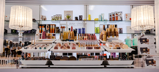 Beauty Supply Store «Planet Beauty Manhattan Beach», reviews and photos, 1590 Rosecrans Ave G, Manhattan Beach, CA 90266, USA