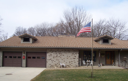 Elite Roofing & Construction LLC in Waterloo, Iowa