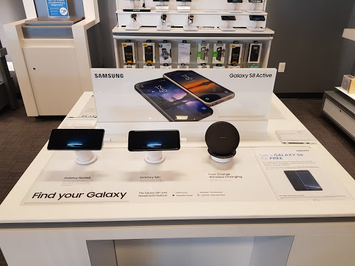 Cell Phone Store «AT&T», reviews and photos, 5175 Peachtree Pkwy NW #1302, Norcross, GA 30092, USA