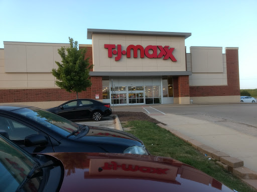 T.J. Maxx, 2511 Corridor Way, Coralville, IA 52241, USA, 