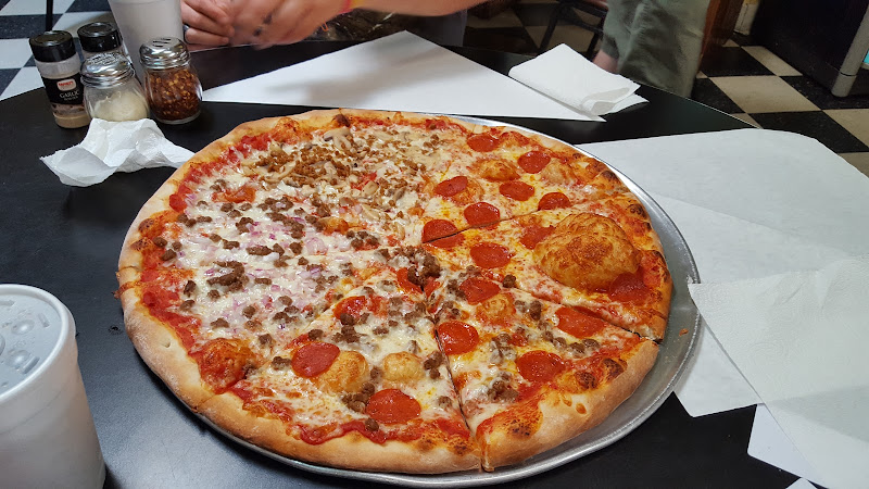 #1 best pizza place in Charleston - Pizzeria Di Giovanni