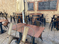 Atmosphère du Restaurant Café Des Vestiges à Bonifacio - n°10