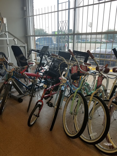 Bicycle Store «Bay Area Cycling -Pasadena», reviews and photos, 2049 S Richey St, Pasadena, TX 77502, USA