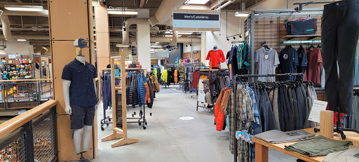 Camping Store «REI», reviews and photos, 4291 The Cir At N Hills St, Raleigh, NC 27609, USA