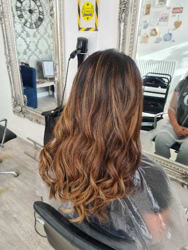 Reviews of Esprit Hair And Beauty in Durham - Barber shop