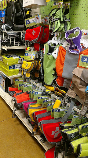 Pet Supply Store «PetSmart», reviews and photos, 131 Town Center Rd, King of Prussia, PA 19406, USA