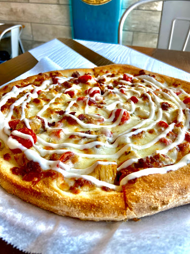 #1 best pizza place in Framingham - Bella's Pizzeria