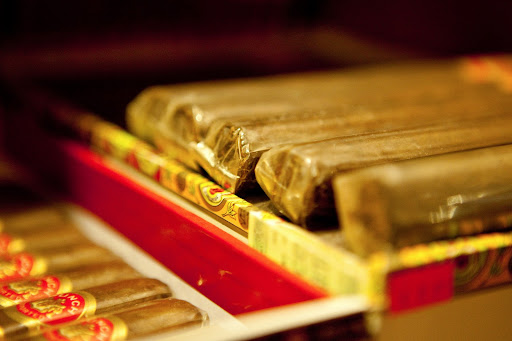 Liquor Store «Five Points Bottle Shop», reviews and photos, 3685 Atlanta Hwy, Athens, GA 30606, USA