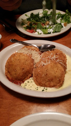 American Restaurant «Club Car», reviews and photos, 13435 University Ave #200, Clive, IA 50325, USA