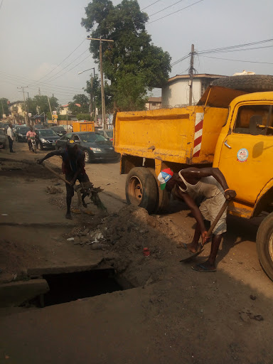 Big Joe Bar, Sere Cl, Ilupeju, Lagos, Nigeria, Seafood Restaurant, state Lagos