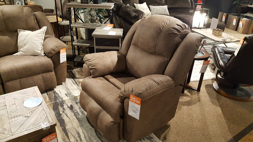 Furniture Store «Slumberland Furniture», reviews and photos, 8490 University Ave NE, Fridley, MN 55432, USA