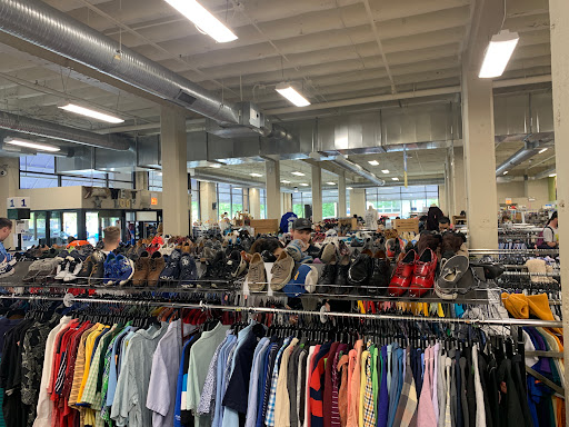 Non-Profit Organization «Goodwill Store & Donation Center», reviews and photos, 1201 W Washington Blvd, Chicago, IL 60607, USA