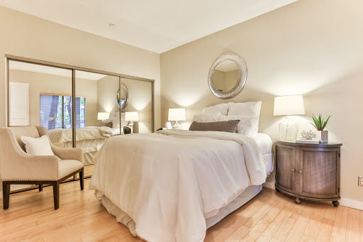Lori Loucks, Seven Gables Real Estate REALTOR, CNE, SRES image