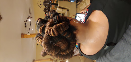 Hair Salon «Twisted Rootz Natural Hair Care Salon», reviews and photos, 2903 Oakland Ave, Greensboro, NC 27403, USA