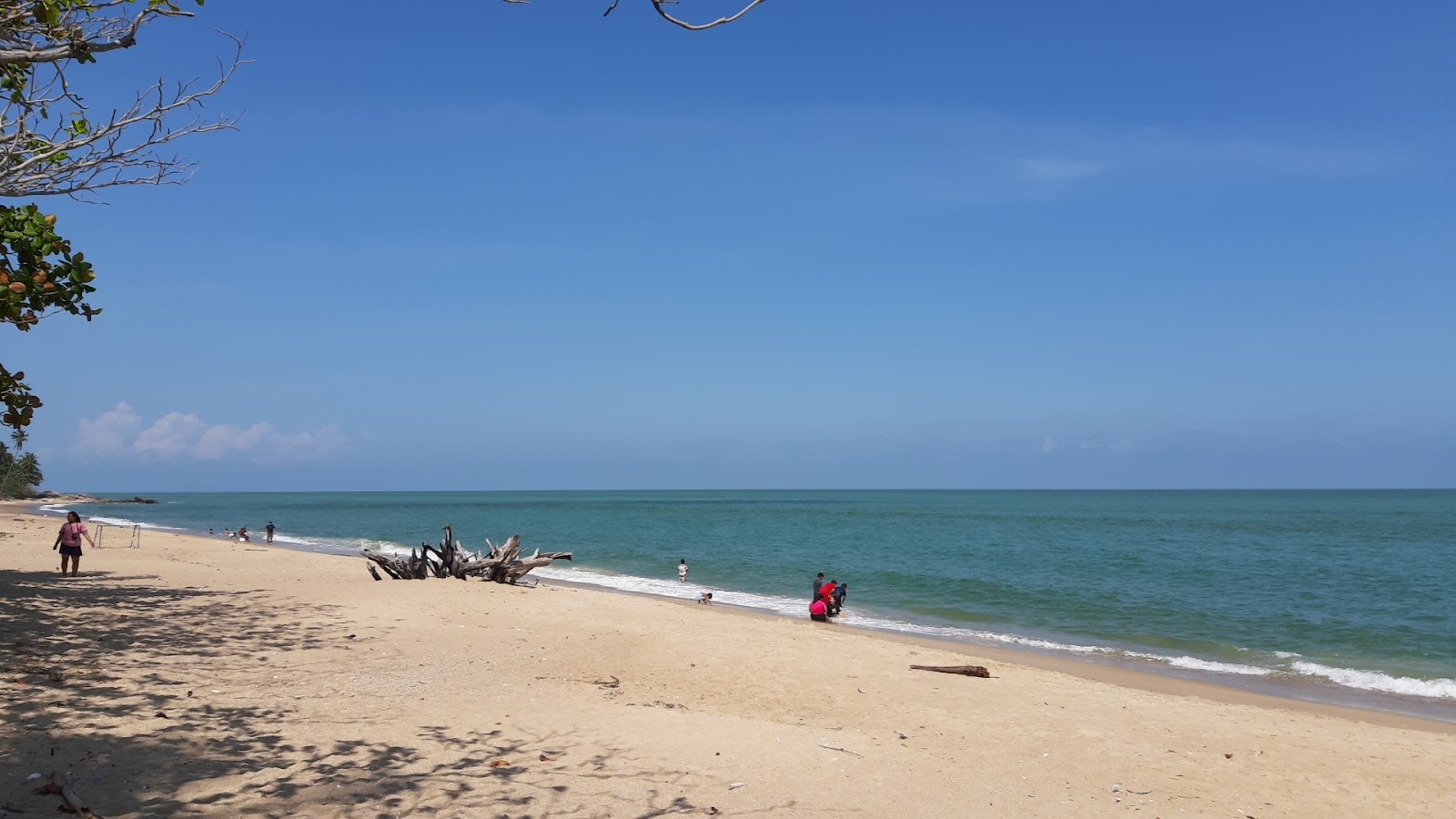 Photo de Phlai Dam Beach avec un rivage spacieux