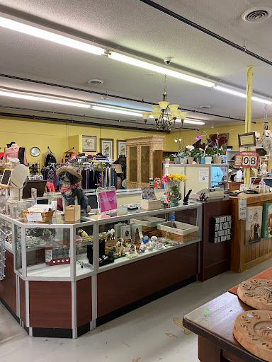 Second Hand Store «Animal Helpers ReTAIL», reviews and photos, 1601 Savannah Hwy, Charleston, SC 29407, USA