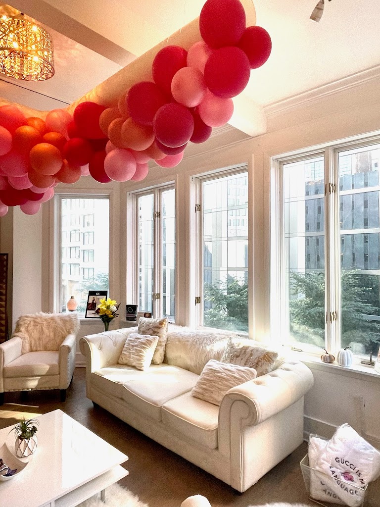 Leah Chavie Skincare Boutique, Chicago and Florida 60611
