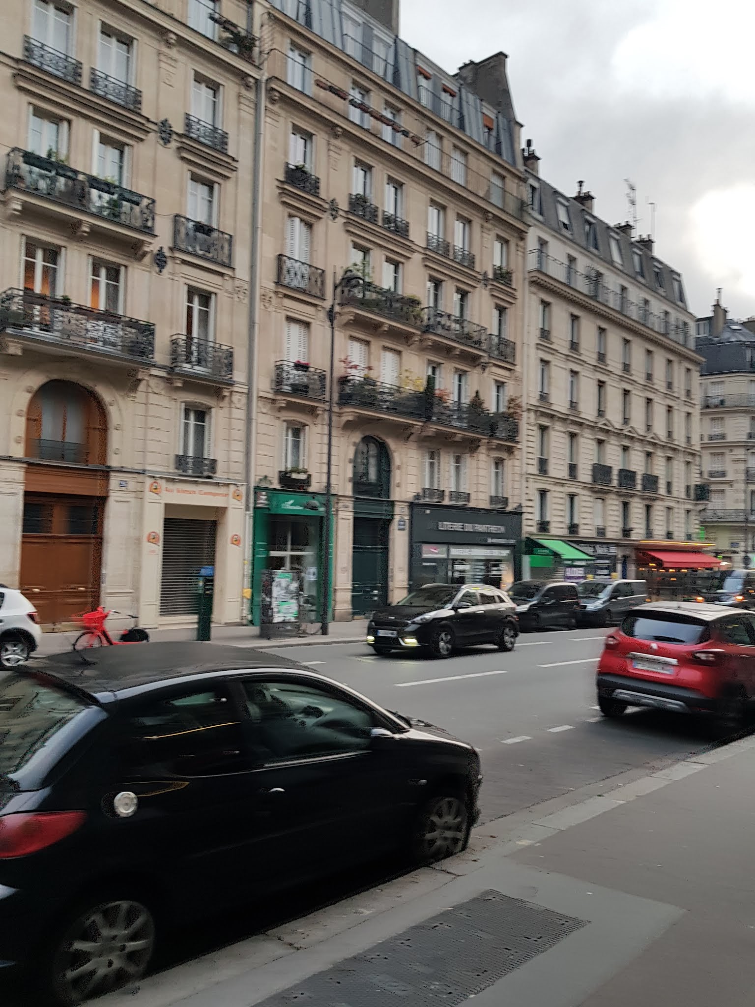 Photo n° 25 de l'avis de Daniel.o fait le 24/10/2019 à 20:45