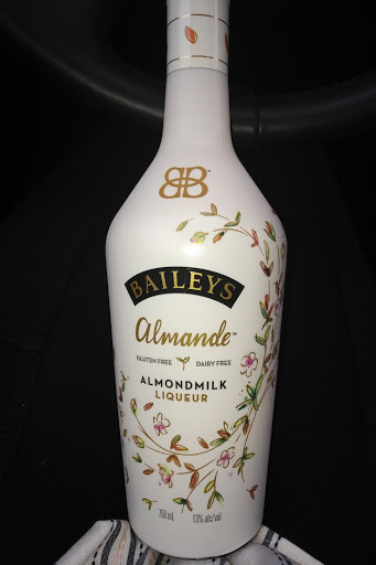 Wine Store «BevMo!», reviews and photos, 17197 Southcenter Pkwy, Tukwila, WA 98188, USA