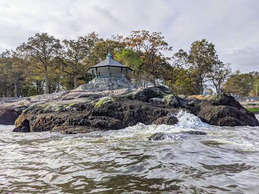 Park «Larchmont Manor Park», reviews and photos, 108 Park Ave, Larchmont, NY 10538, USA