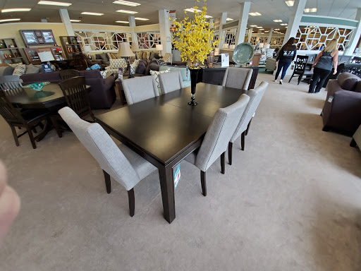 Furniture Store «Raymour & Flanigan Furniture and Mattress Store», reviews and photos, 85 Viewmont Mall, Scranton, PA 18508, USA