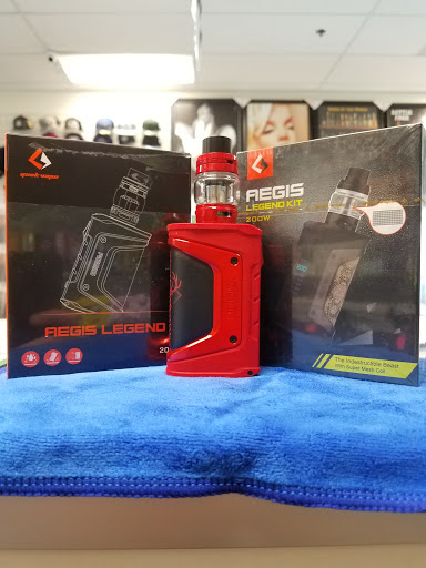 Tobacco Shop «Habits Vape & Smoke shop», reviews and photos, 8391 Folsom Blvd, Sacramento, CA 95826, USA