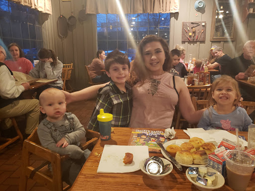 American Restaurant «Cracker Barrel Old Country Store», reviews and photos, 716 N Campbell Station Rd, Farragut, TN 37934, USA