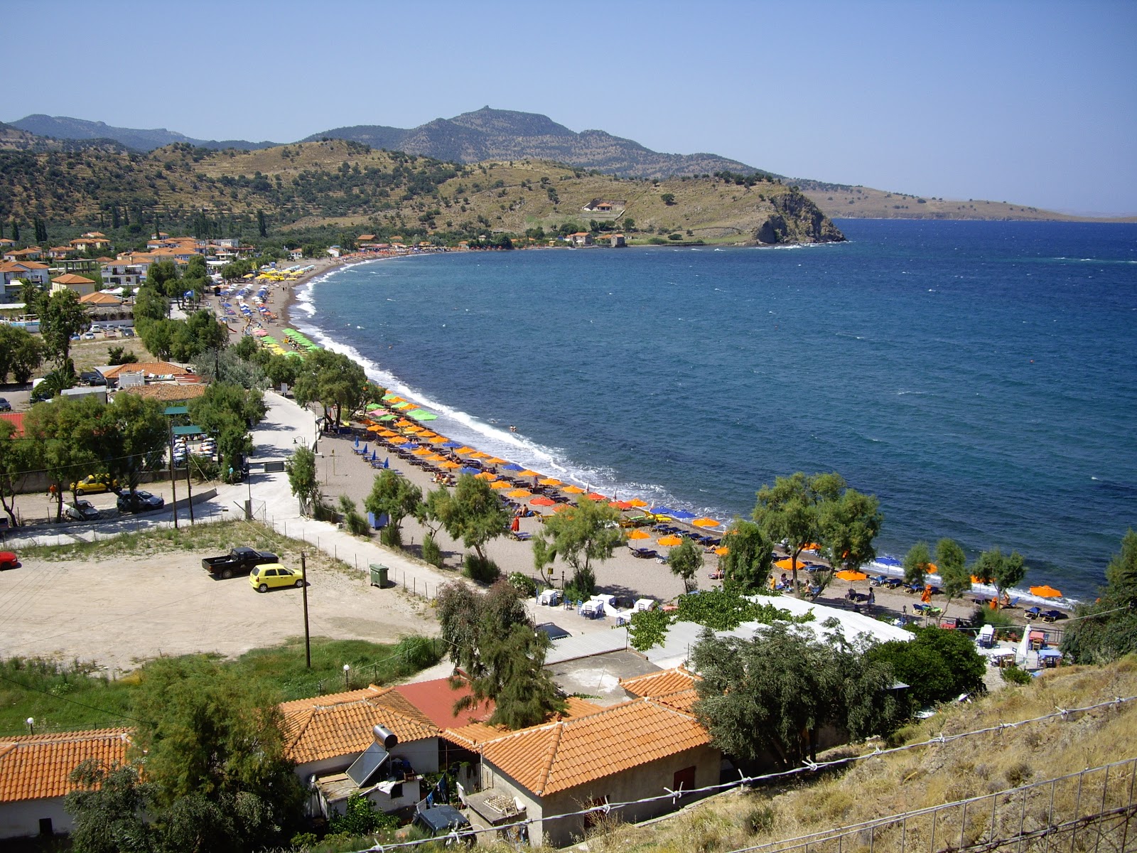Anaxos Plajı'in fotoğrafı parlak kum yüzey ile