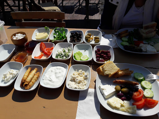 Herakleia Pelikan Pansiyon & Restaurant