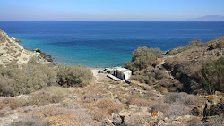 Φωτογραφία του Παραλία Σερφιώτικου με επίπεδο καθαριότητας πολύ καθαρό