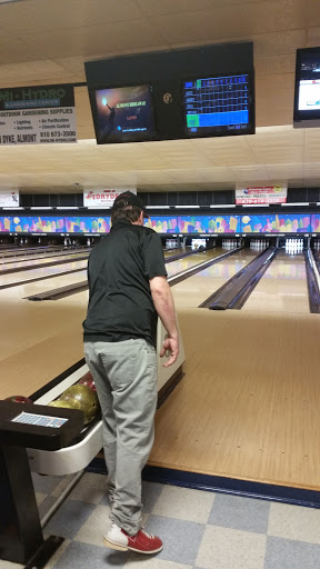 Bowling Alley «Almont Hideway Lanes», reviews and photos, 4550 Howland Rd, Almont, MI 48003, USA