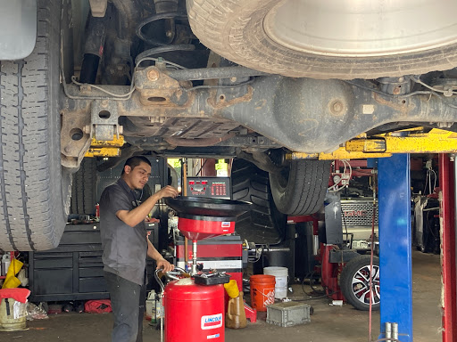 Auto Repair Shop «Golden Triangle Auto Care», reviews and photos, 1112 Speer Blvd, Denver, CO 80204, USA