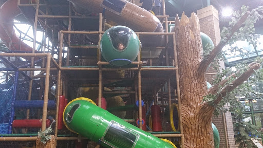 Amusement Park «Edinborough Park», reviews and photos, 7700 York Ave S, Edina, MN 55435, USA