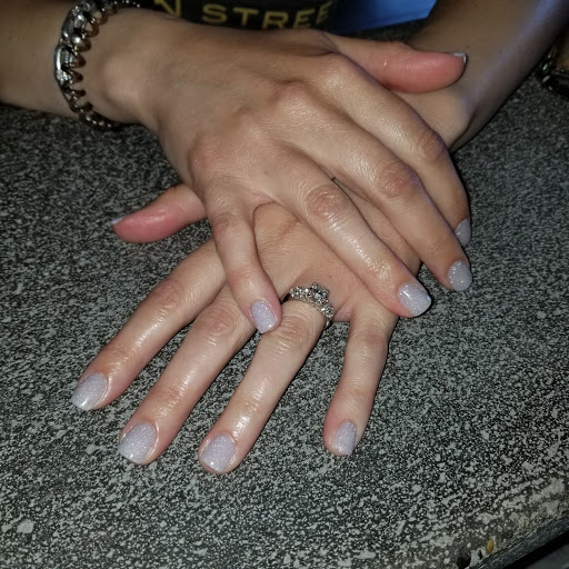 Nail Salon «Q-ticles Nail Spa», reviews and photos, 2127 E Capitol Dr, Milwaukee, WI 53211, USA