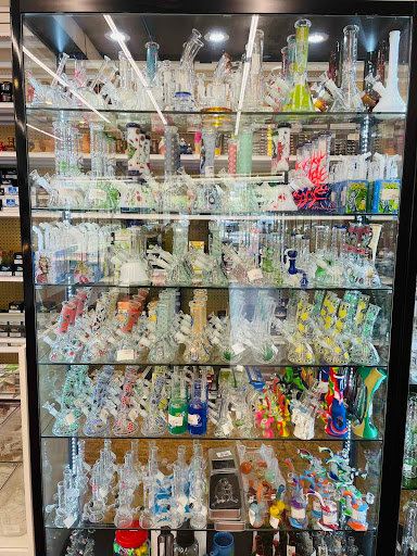 Vaporizer Store «Cigar n Vape Fairfax», reviews and photos, 11106 Lee Hwy, Fairfax, VA 22030, USA